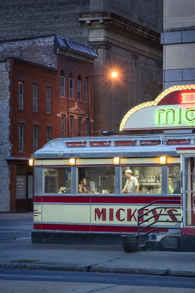 USA,Midwest, Minnesota, St.Paul, Mickey's Diner, American Dreamscapes / Mickey's Diner
